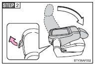Pull the seatback folding lever and fold the seatback down.
